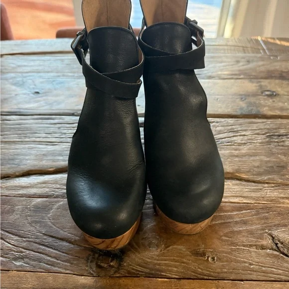 Free People Cedar Clog - Black - Picture 3 of 7